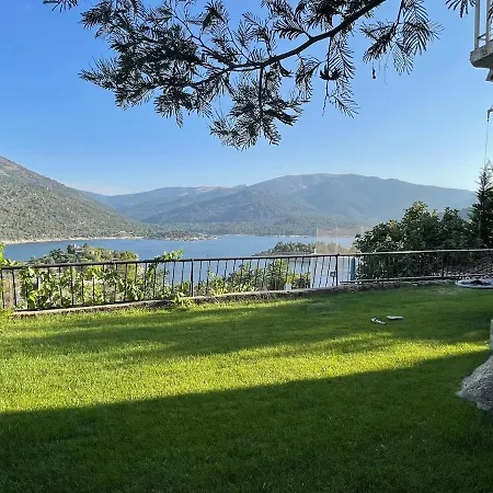 Villa Con Piscina, Jacuzzi Y Basket Junto Al De El Burguillo Las Cruceras