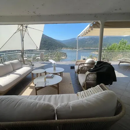 Villa Con Piscina, Jacuzzi Y Basket Junto Al De El Burguillo