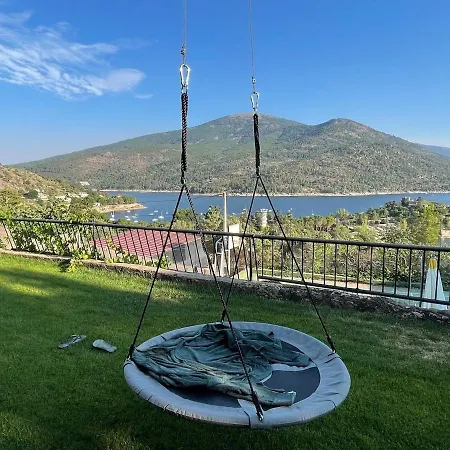 Villa Con Piscina, Jacuzzi Y Basket Junto Al De El Burguillo Las Cruceras